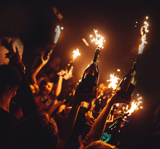 Champagne bottle show